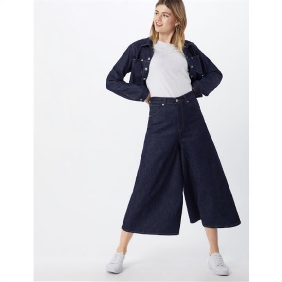 levi's loose ultra wide leg jeans